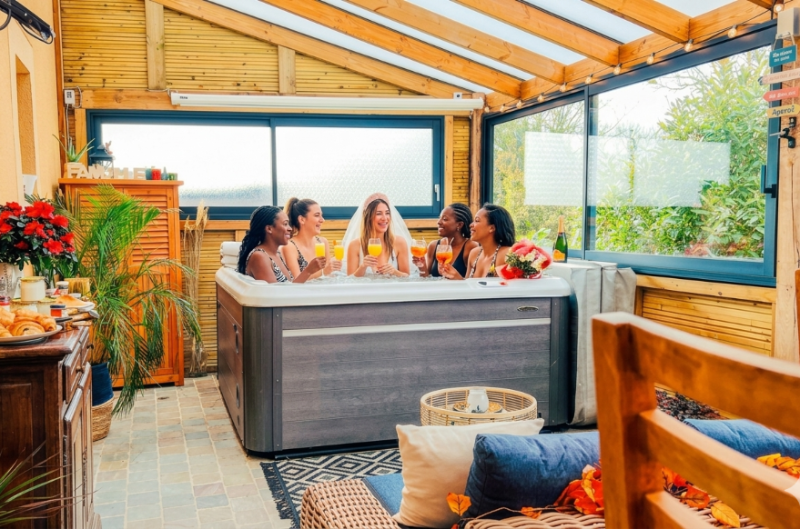 Représentation de l'activité H&eacute;bergement avec jacuzzi 